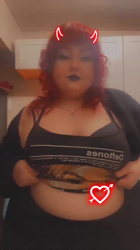 A good ol fashioned tiddy drop