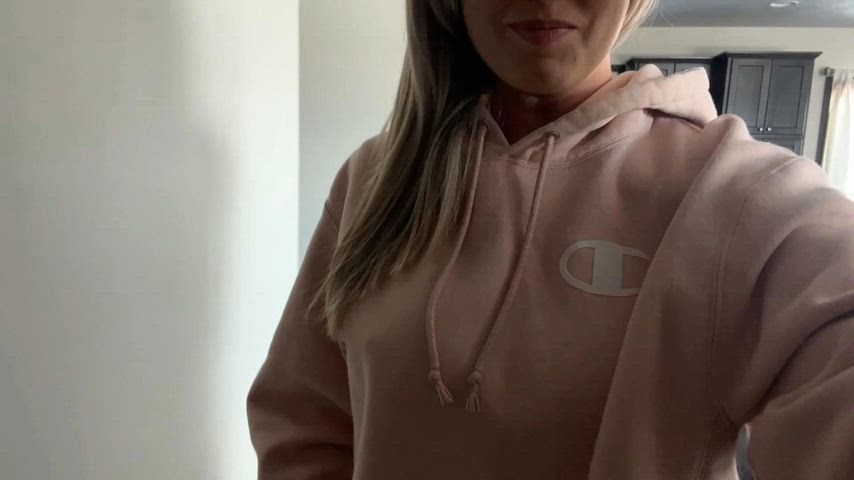 Sneaking away to FaceTime my BF. He misses my farts! 🍑💨📱