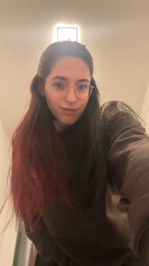 [22] A tight wild hole appears right in front of your face…what is your move?