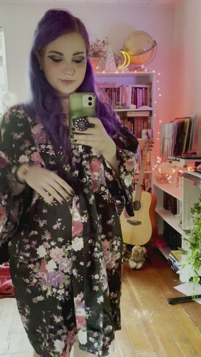 my curves are too perfect to hide