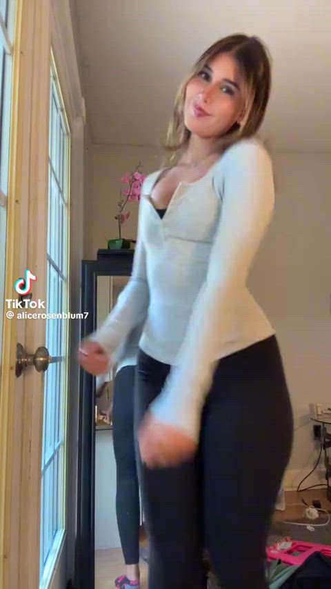 @alicerosenblum7