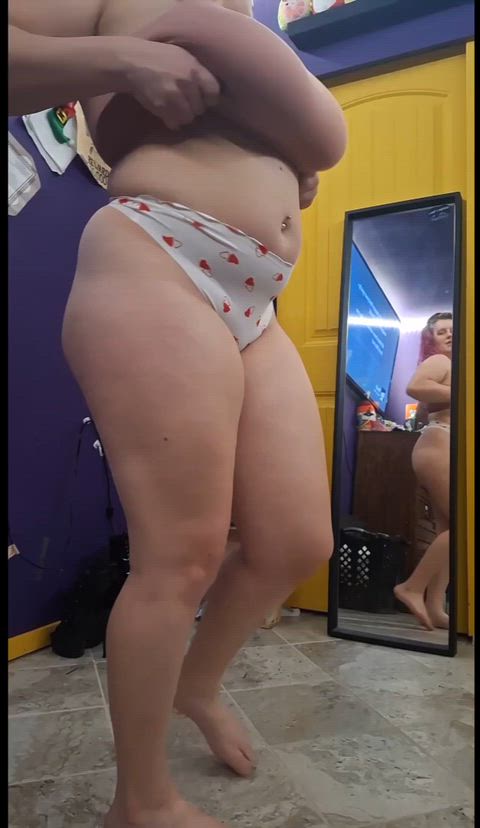 Lil titty drop for yall 😚