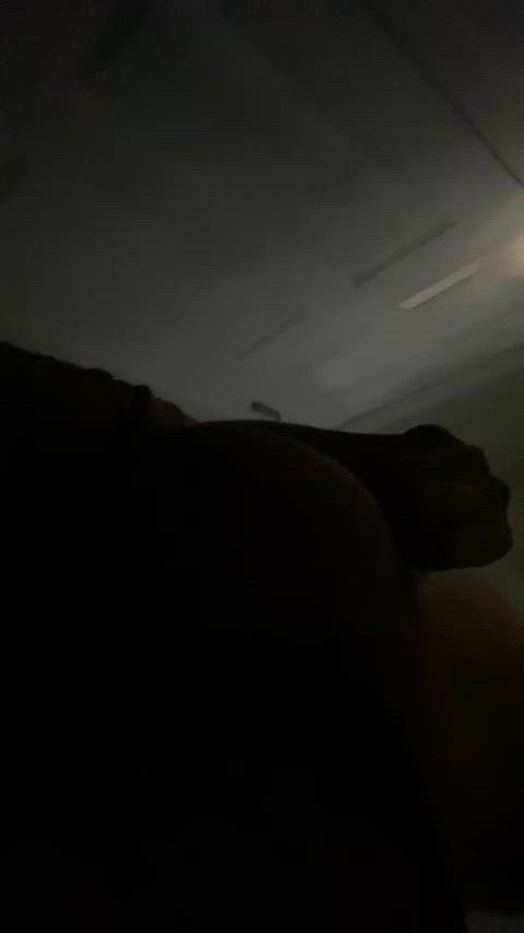 Come rub your face in my bulge ;)