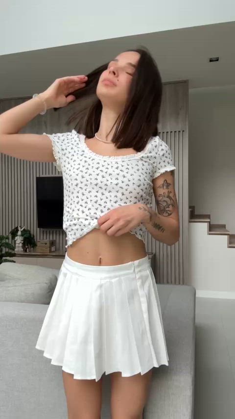 I look better without clothes