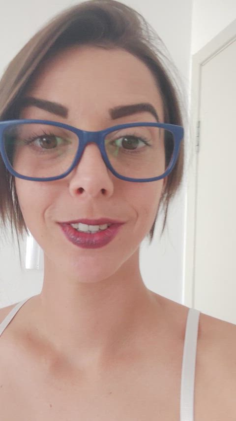 Under my braa has small tits