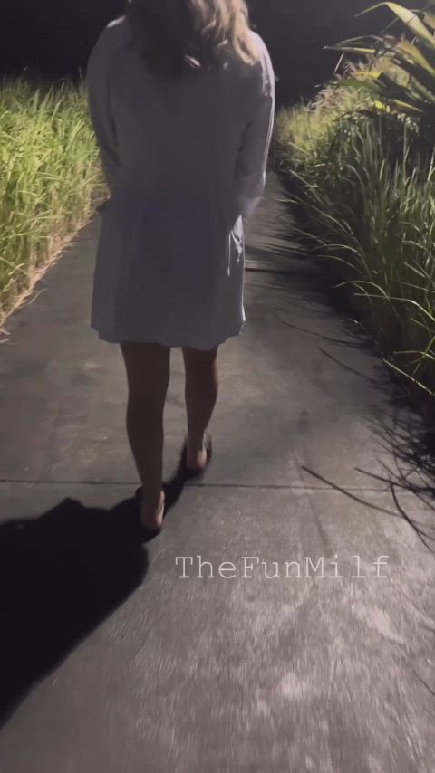 Buttplug Flashing Public Porn GIF by thefunmilf