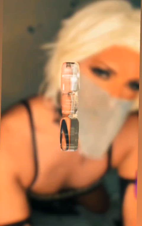 Morning vibes in my room!