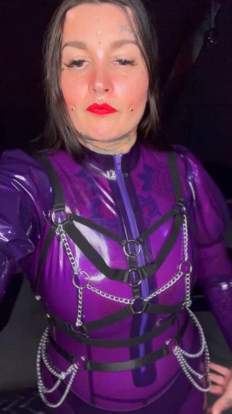 ASMR Latex Model Mistress Dolly 😈
