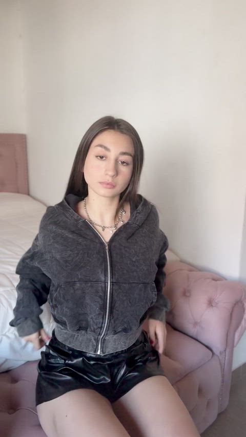 from dressy to nakey