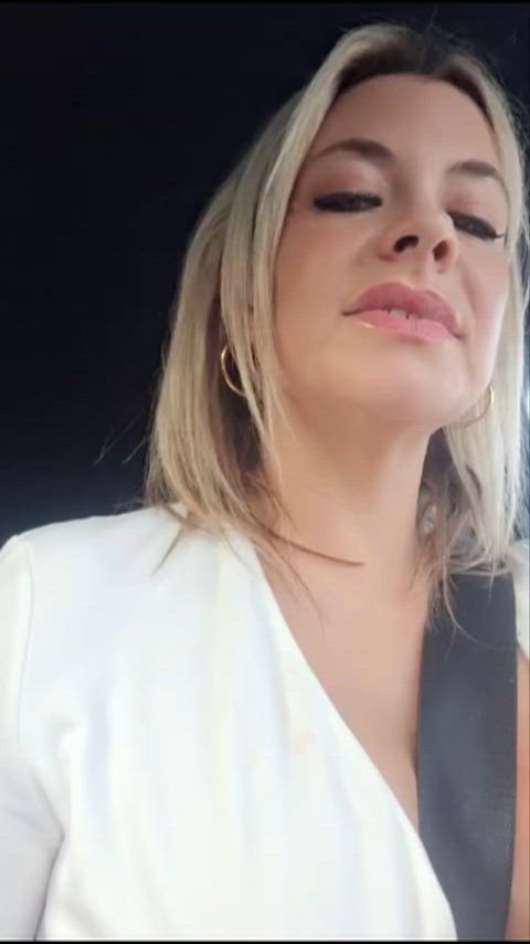 Driving with a stacked momma