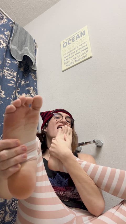 Another day, another chance to lick my own feet 😁