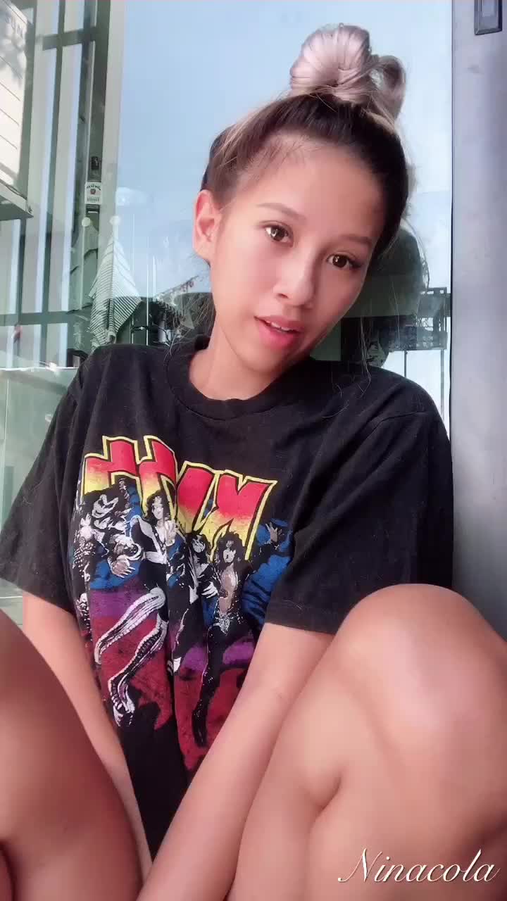 My lazy & no make up day, who wants to join?