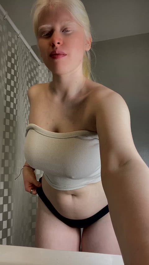If you wanna fuck me say YES and check your inbox