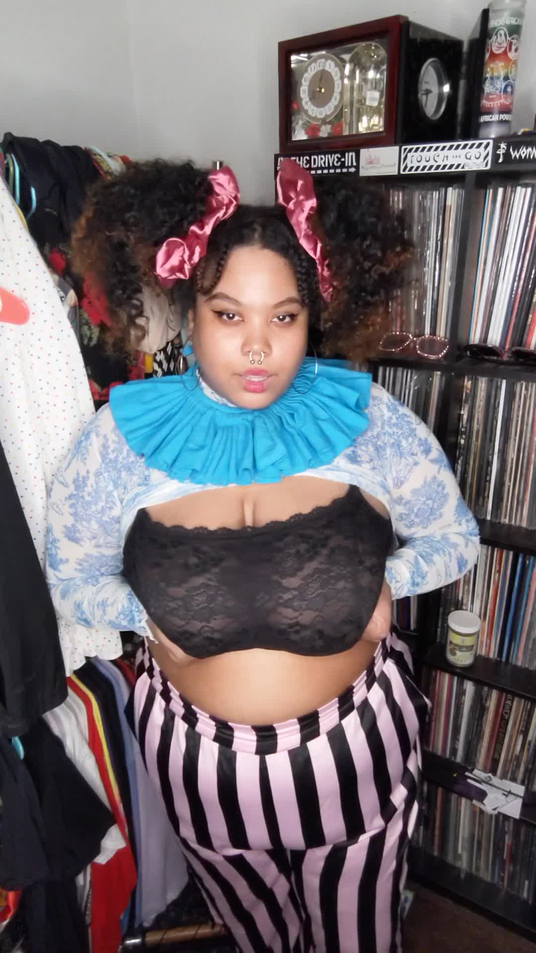 Do you like my titty drop? 🥺👼🏾