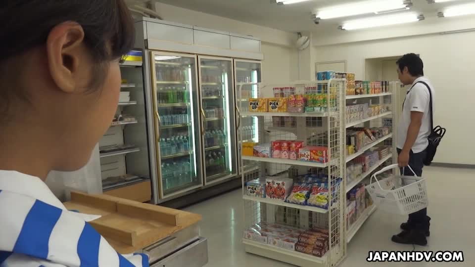 Mayuka Momota Seduced By A Shoplifter