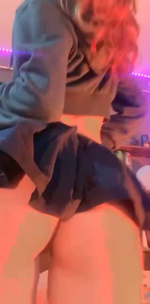 my favorite view of my ass is on all fours..