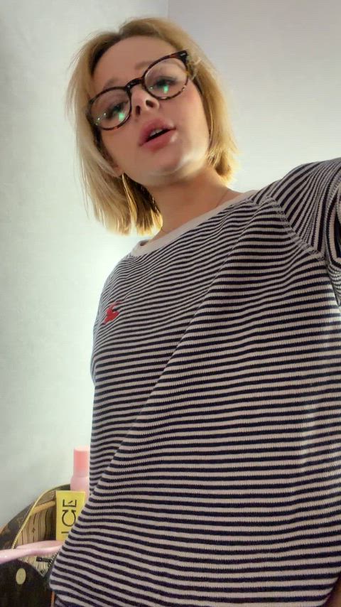 Tell me ur age if u stopped to watch or jerk to my vid