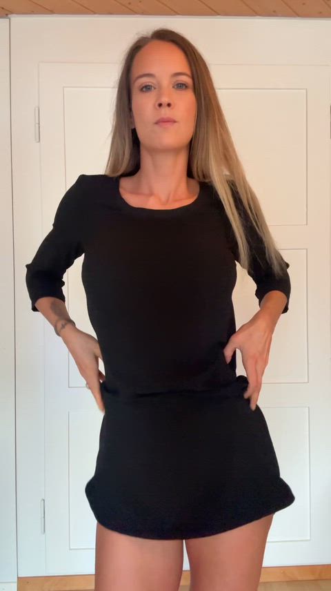 Mom of 2 still horny, wanting to make you horny too