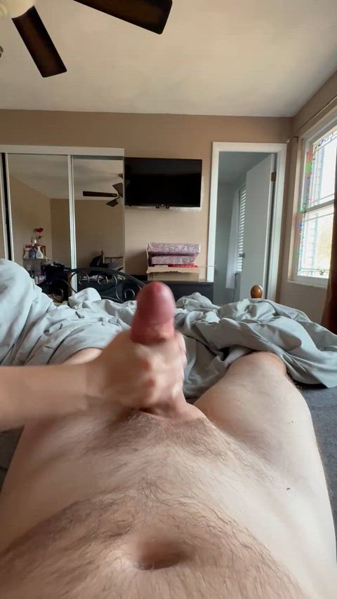 She loves milking my big hard cock and making me shoot my cum everywhere 💦💦!