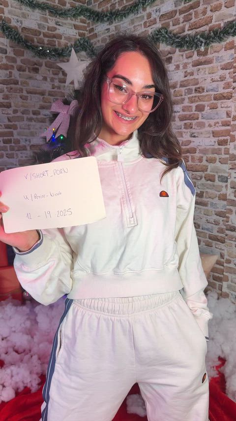 Your petite anal queen. Verification