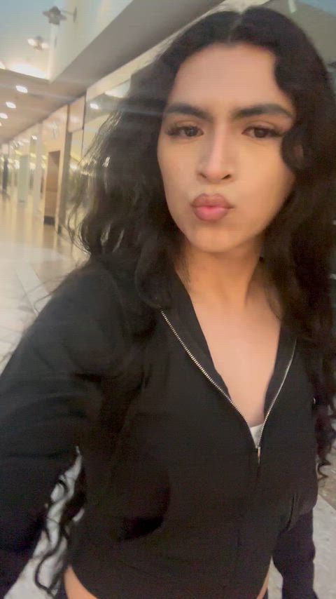 Blurred video preview