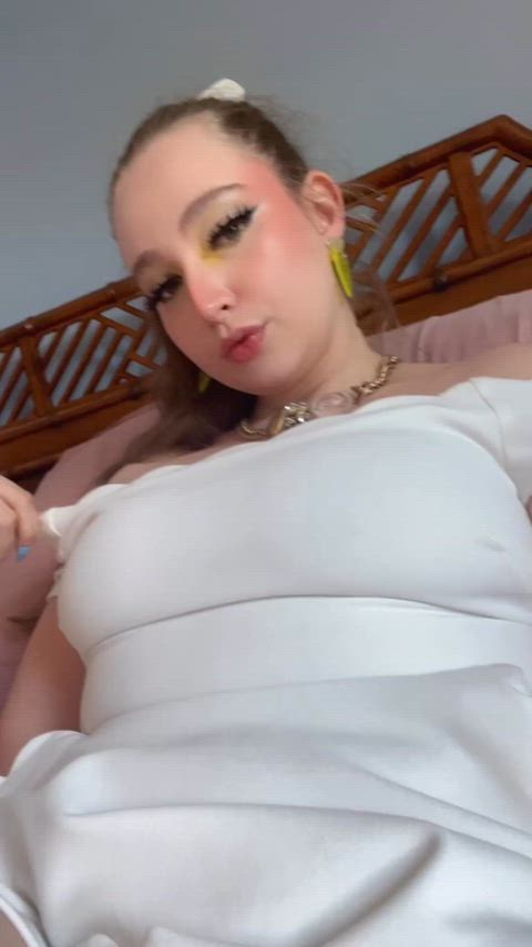 Can you guess my panty color before I lift my skirt?~ 🫦