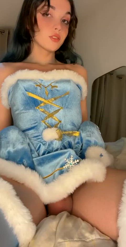 Could you let my girlcock grow in your mouth?