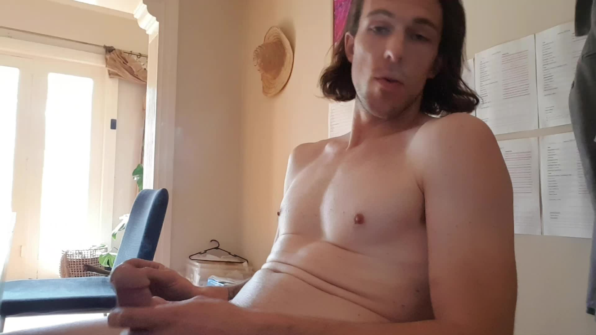 Who would watch me stroke and smoke? AUS