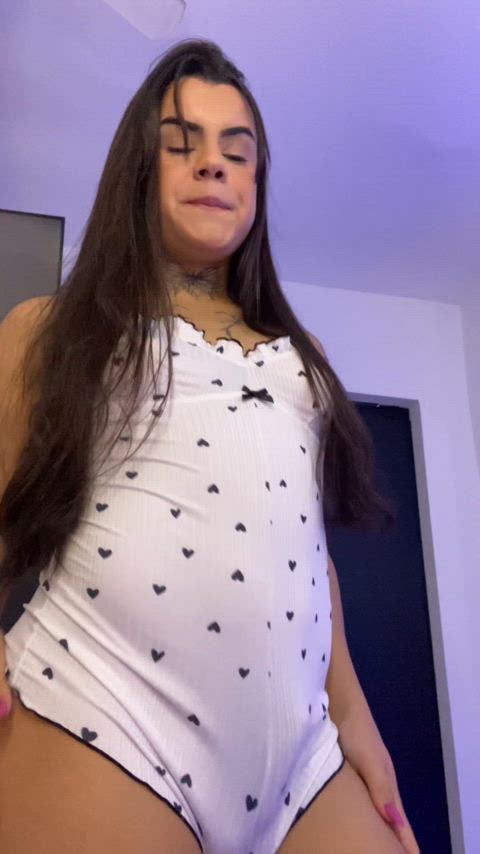 any guys wanna help Jerk off a younger tgirl?π₯°β€οΈ