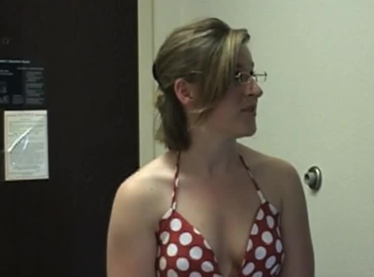 Snooty Actress can't believe this is happening to her