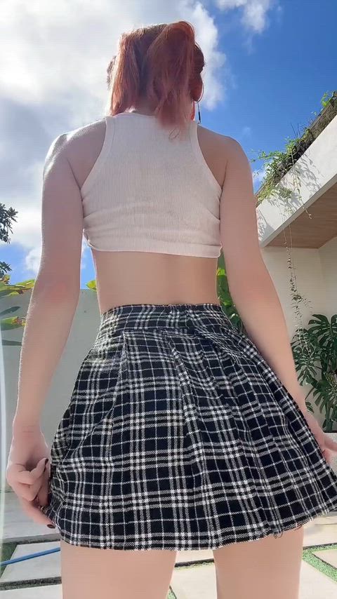 My college tight ass in skirt is dedicated to you