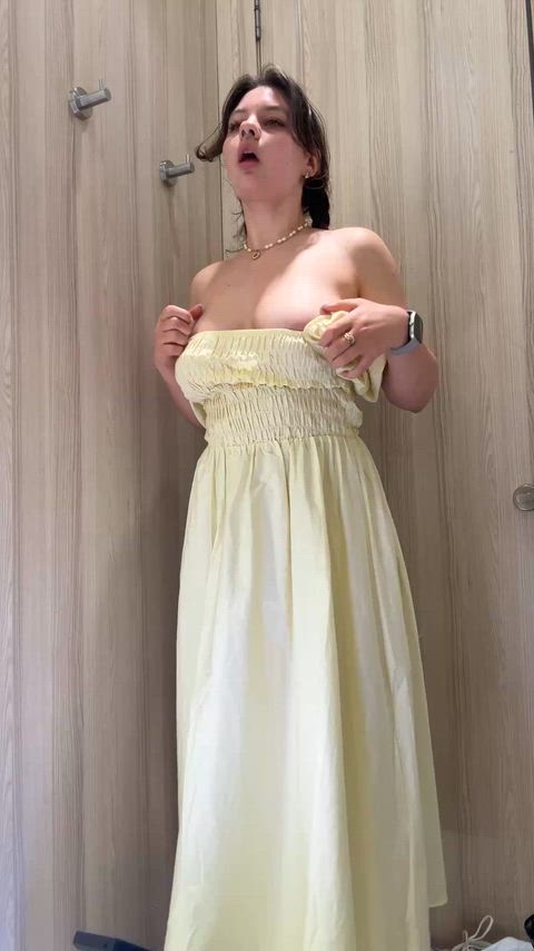 Amateur Big Tits OnlyFans Porn GIF by explicitelliie