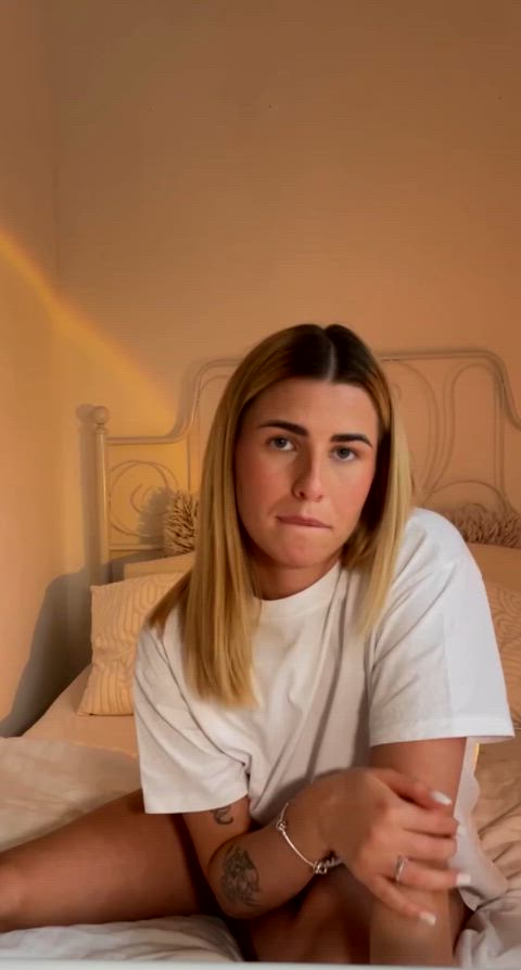 Say "yay" and I'll send you a photo of my sweet pussy (first 190 only)