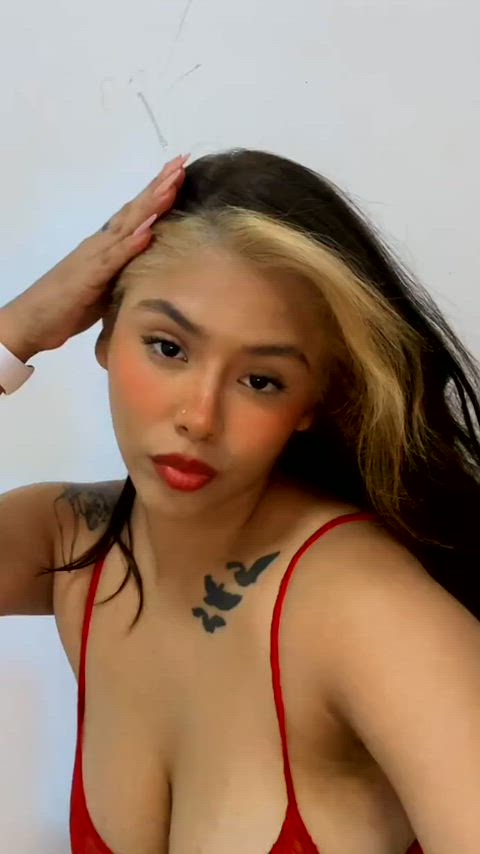 21F Divorced mom of two in Cali.  I’ll choose one redditor who likes this to (f)uck me when kids are out