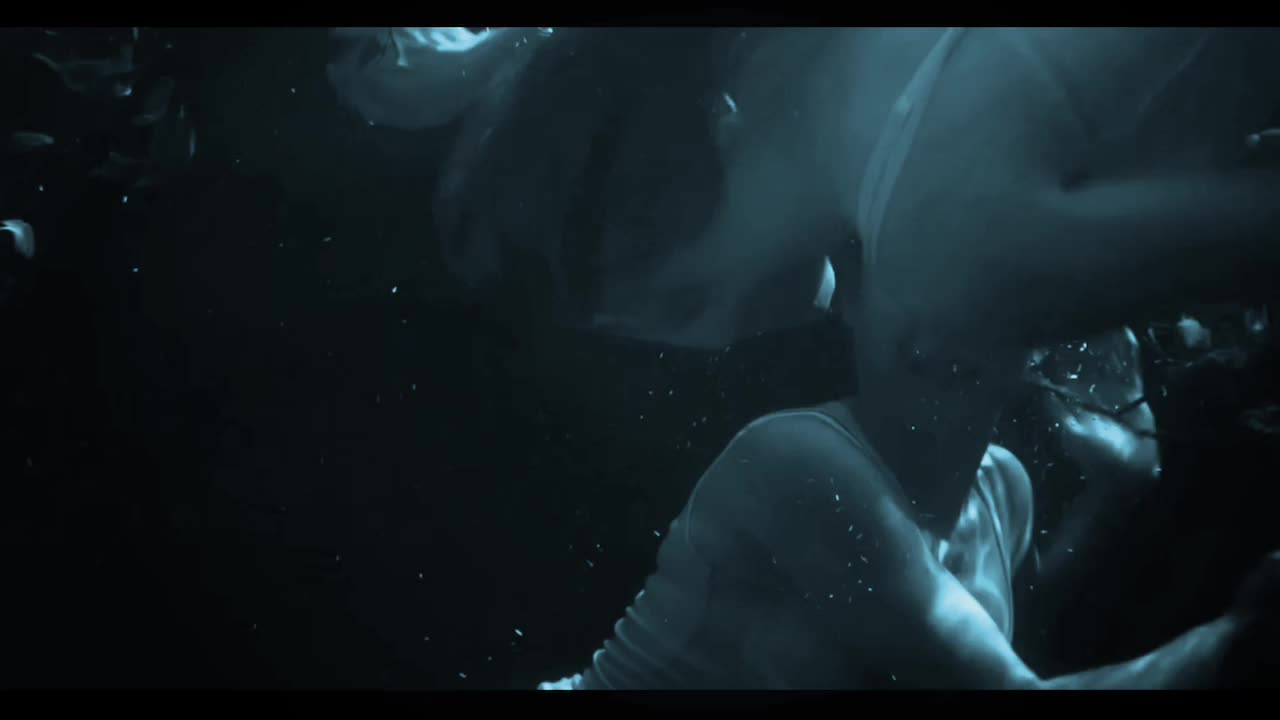 Ruth Vega Fernandez and Liv Mjönes in Kiss Me part 3