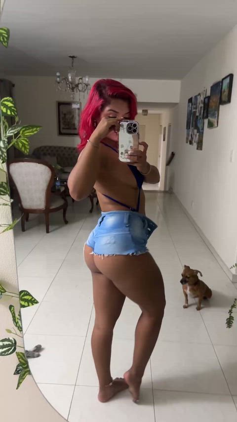 Need someone to bury their face in my ass.