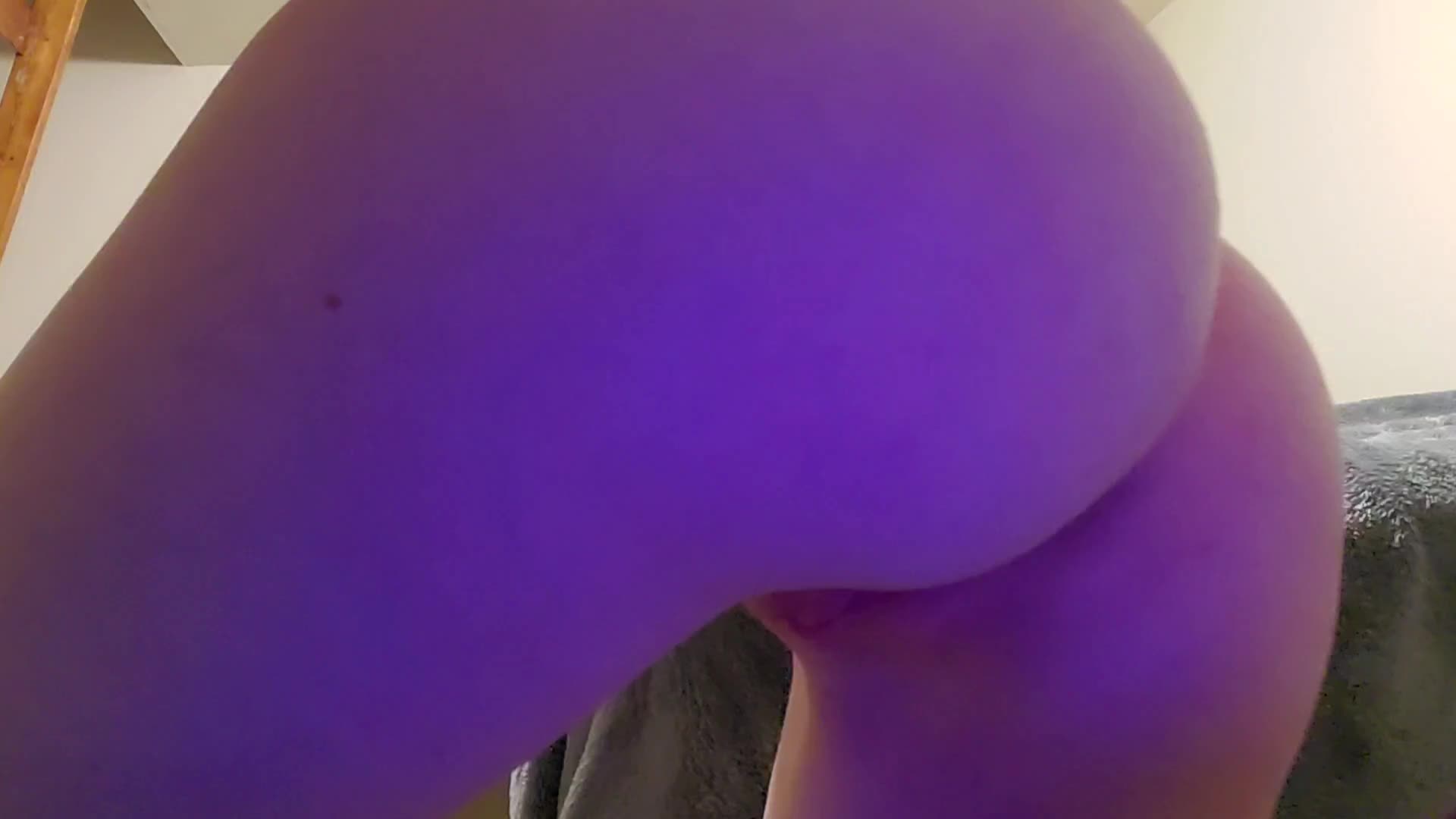 Per request, it's a tad long but wait til the end for a cute little wiggle 🍑🥵😋
