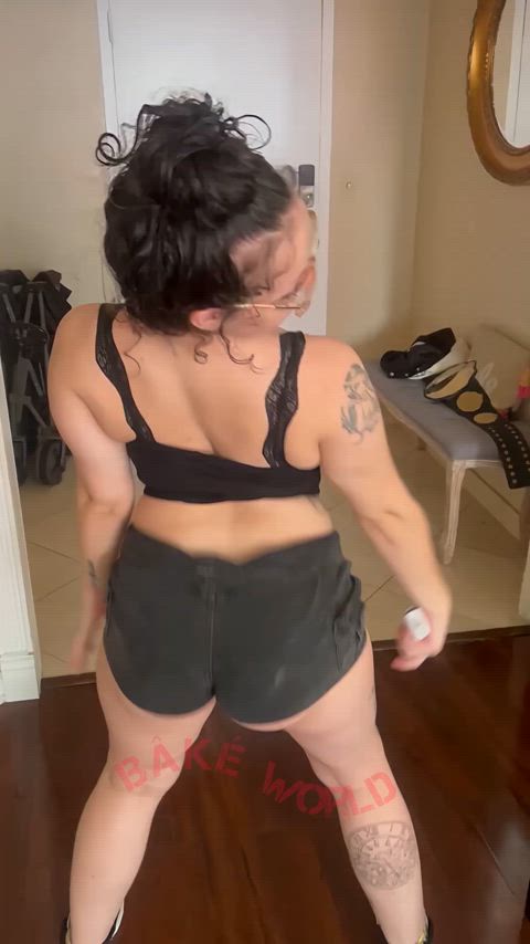 wait for it, Tiny aint waste no time gettin to it