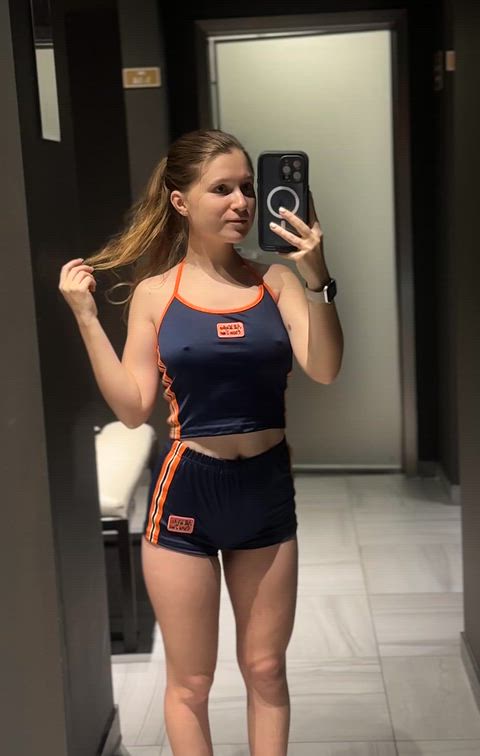 In the gym, do you wanna join?