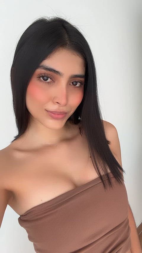 Boobs for your pleasure!