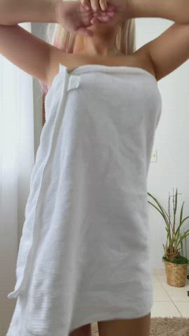 Asian Big Tits Towel Porn GIF by hatsuzume