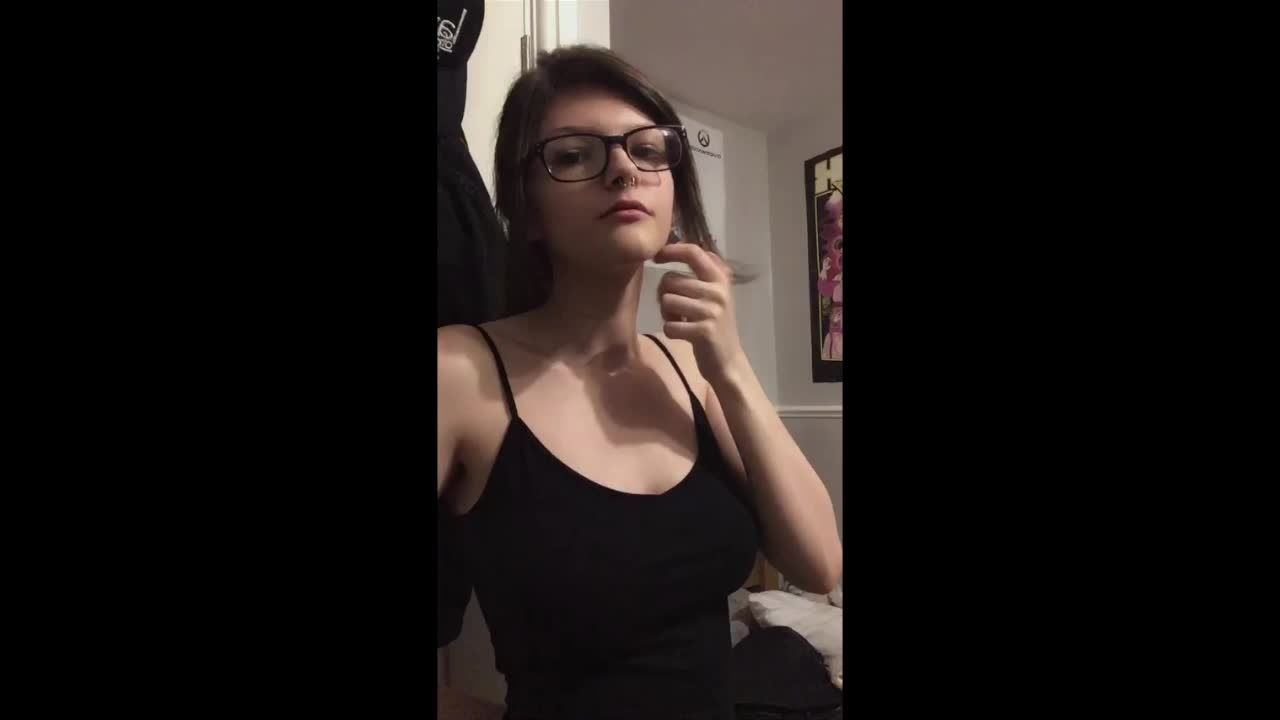 I can look professional sometimes but behind all that - I’m still a slut. 💦  UK