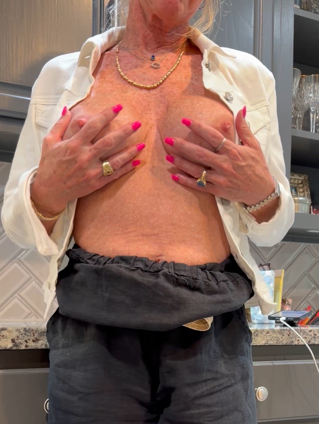 Amateur · MILF · Big Tits