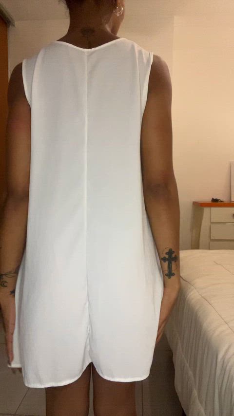 Sending nudes to every guy that upvts (my auto reply is on) just say yes