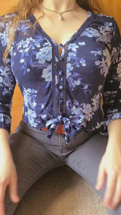 Amateur Barely Legal Big Tits Boobs Bouncing Tits College Natural Tits Teen Titty Drop Porn GIF by lamsinka89