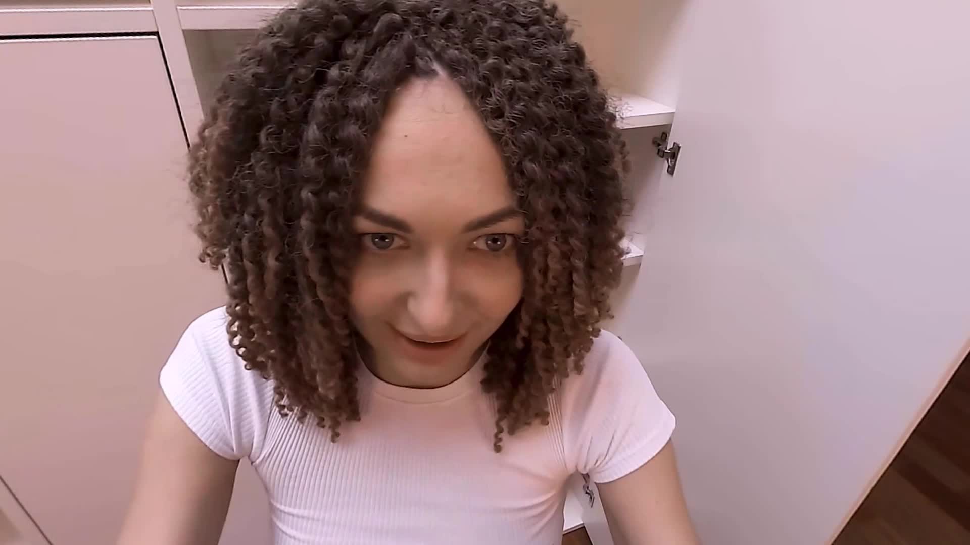 Lola Shine 