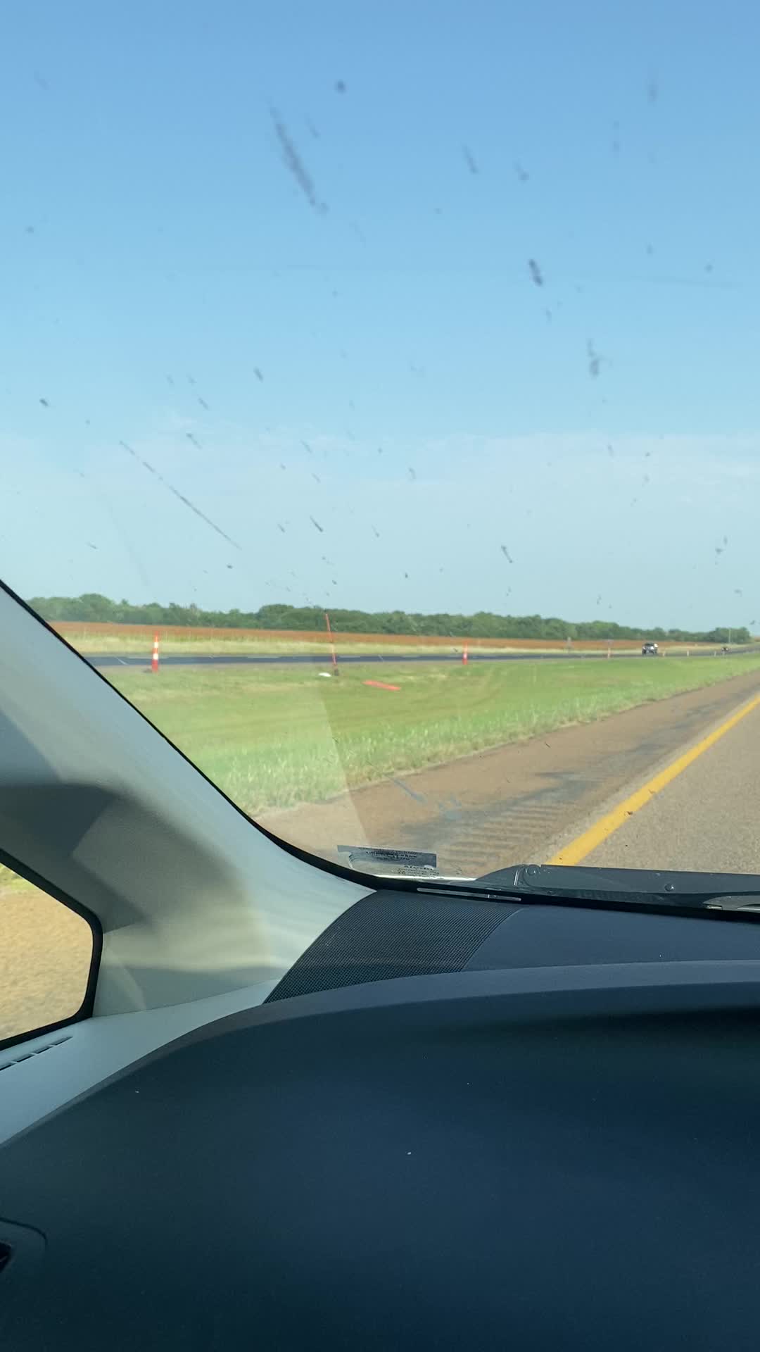 Hi guys😇 My first post after verification, what would you do if you saw this while driving!?
