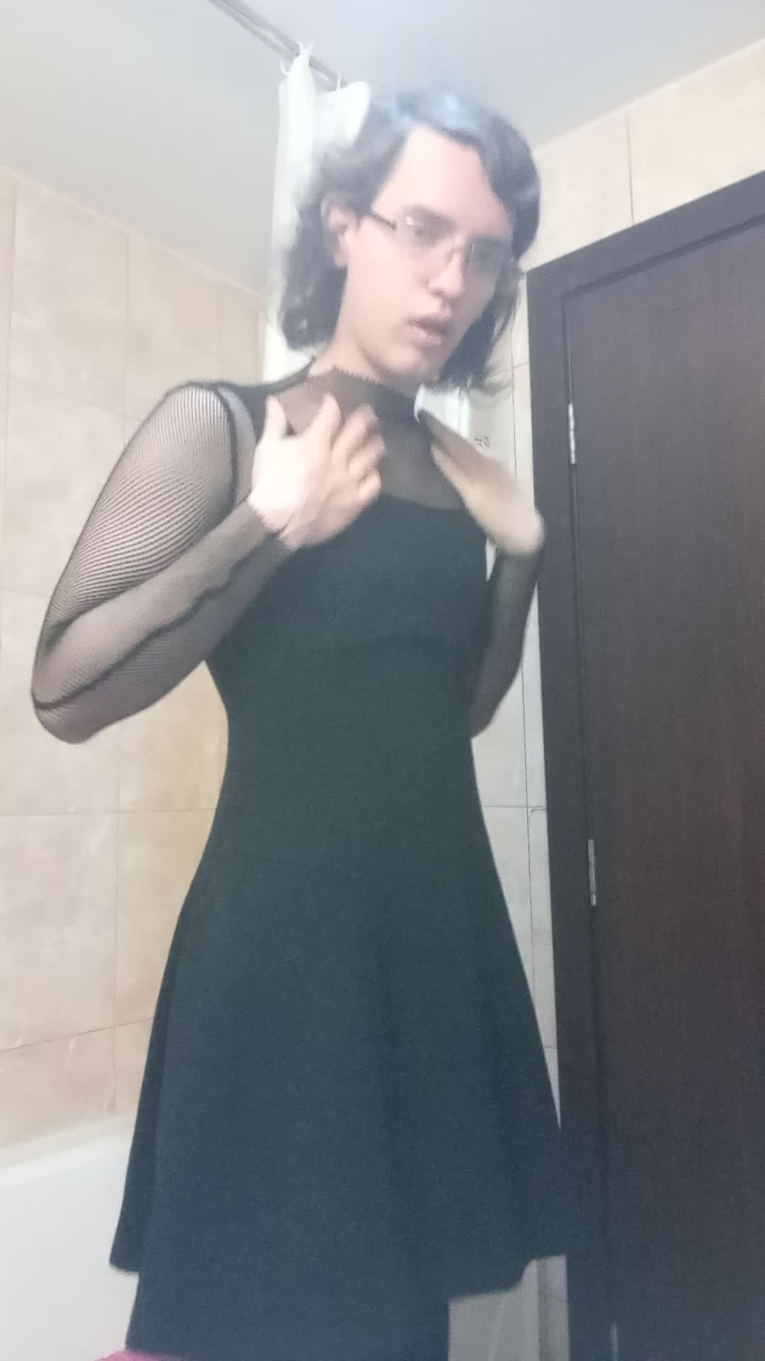 Am I cute in this dress?