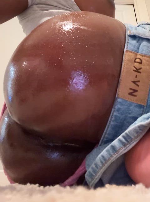 The more oil, the better.