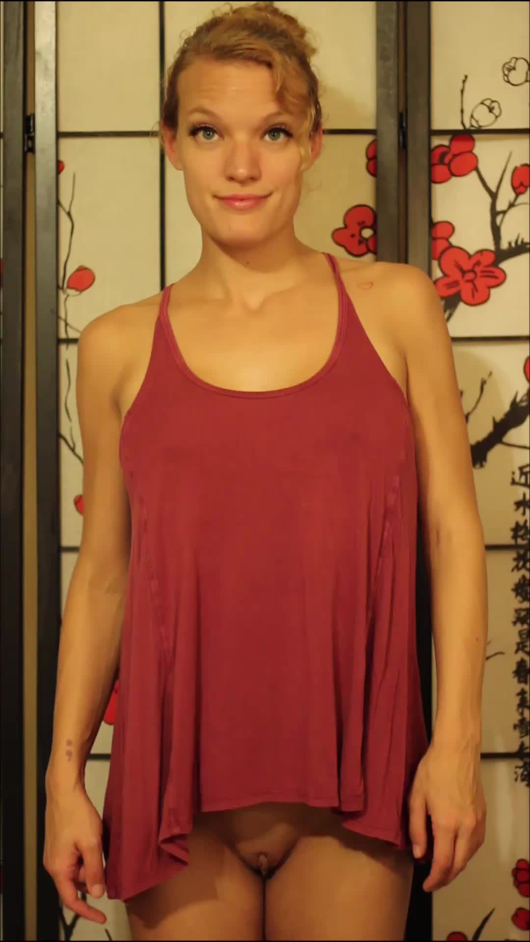 Come watch me undress!